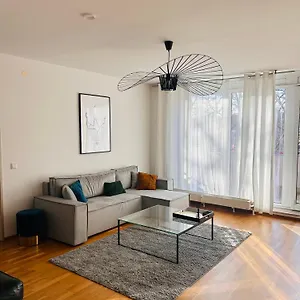 Apartment Moderne In Zentraler Lage, Hannover