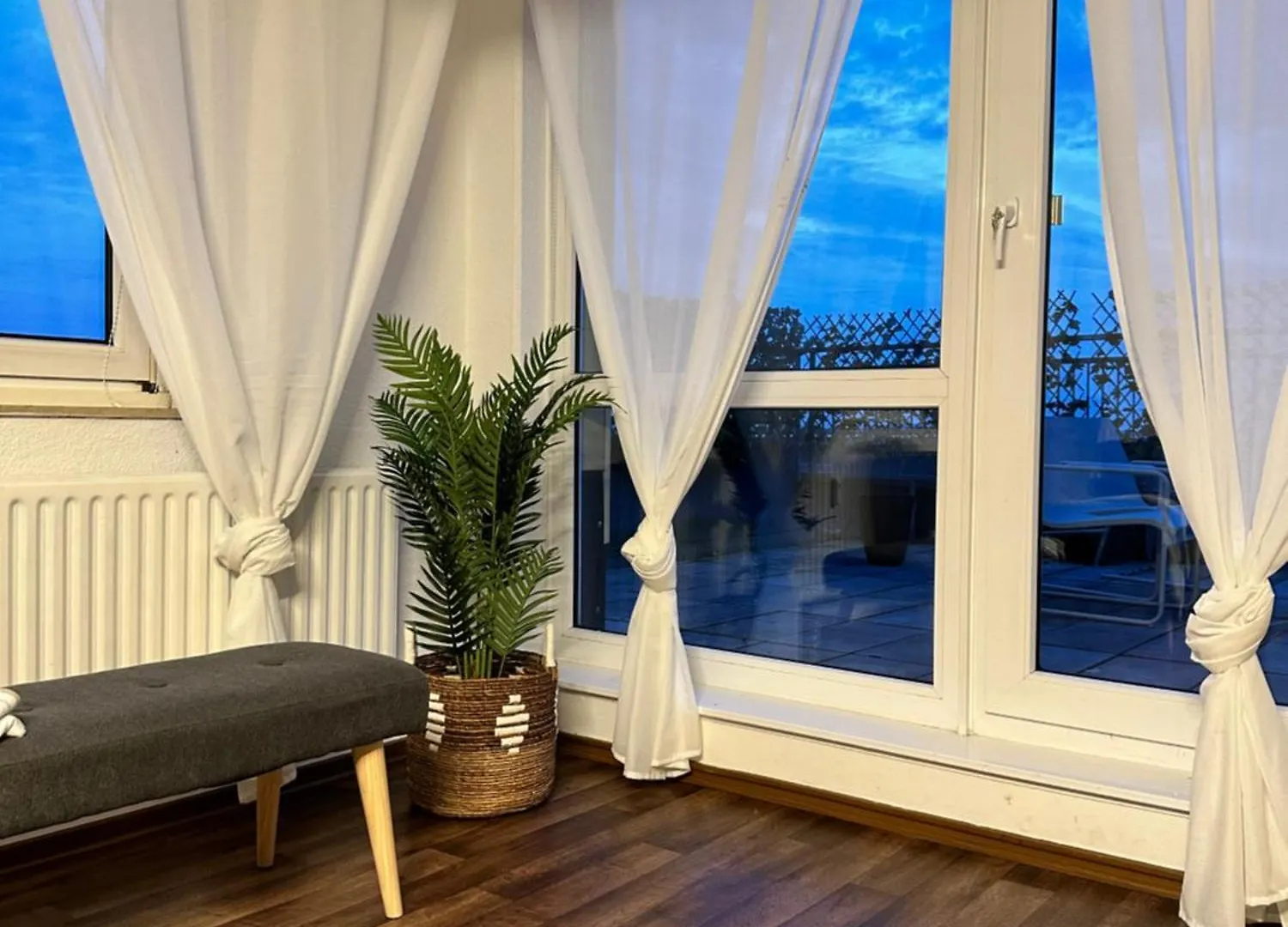 Maisonette Penthouse Laatzen - 5 Min To Messe Hannover 0*,